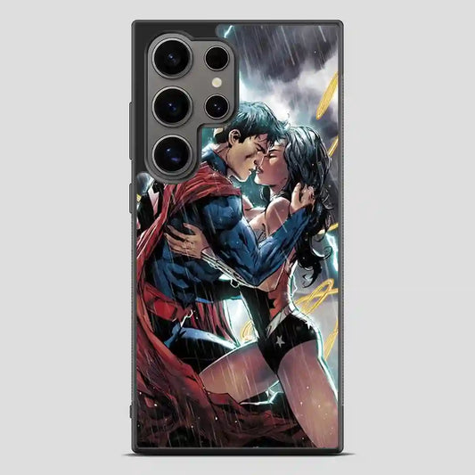 Superman And Wonder Woman Samsung Galaxy S24 Ultra Case